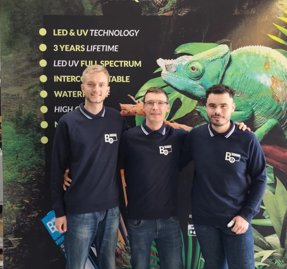 El equipo de Bo Lights en una feria profesional